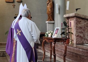 Carabineros de Ñuble rinde homenaje al Sargento Segundo Javier Figueroa en emotiva misa en Chillán