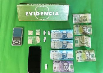 ÚLTIMO MINUTO COELEMU: CARABINEROS DETIENE A DOS SUJETOS POR TRANSACCIÓN DE DROGA EN PLENA VÍA PÚBLICA