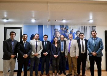 Alcaldes de la Asociación de Municipalidades del Valle del Itata se reúnen con Ministra de Educación