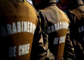 En pleno patio de su comisaría y en servicio: Así detuvieron a 3 carabineros del Biobío asociados con banda criminal