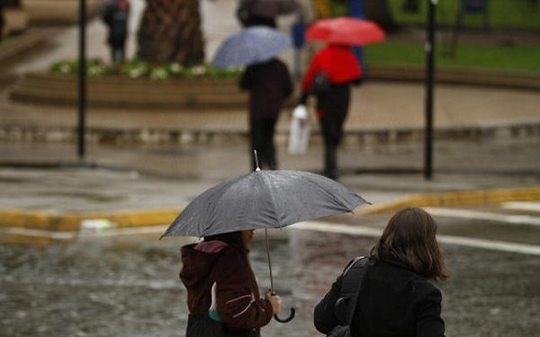 Intensas lluvias y probables tormentas eléctricas afectarán a Ñuble este domingo