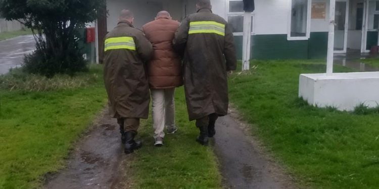 Carabineros detuvo a sujeto que robó especies desde farmacia en Yungay: mantenía orden vigente para cumplir condena por el mismo delito