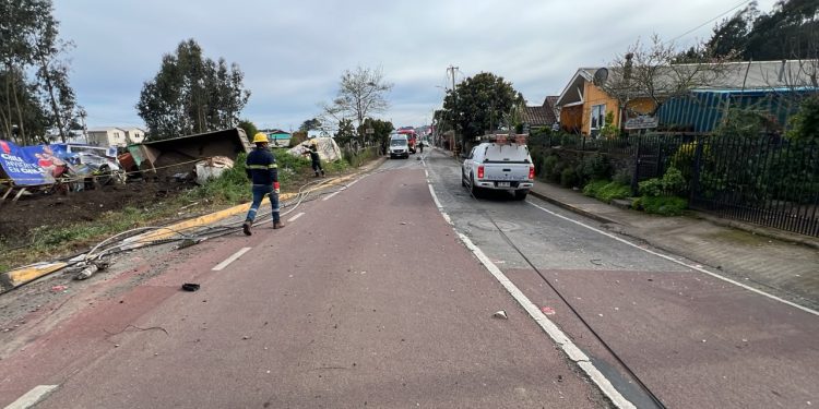 Accidente de tránsito en acceso sur de Cobquecura deja a su conductor fallecido