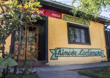 Denuncian presunto intento del tradicional «Cambiazo de Máquina de Pago» en restaurante Rincón Coelemano