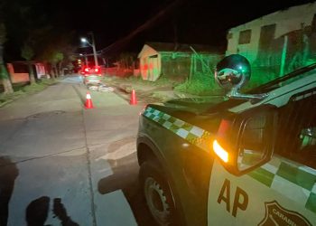 Motociclista de 17 años huye de fiscalización choca con Carabineros y es sorprendido con cocaína